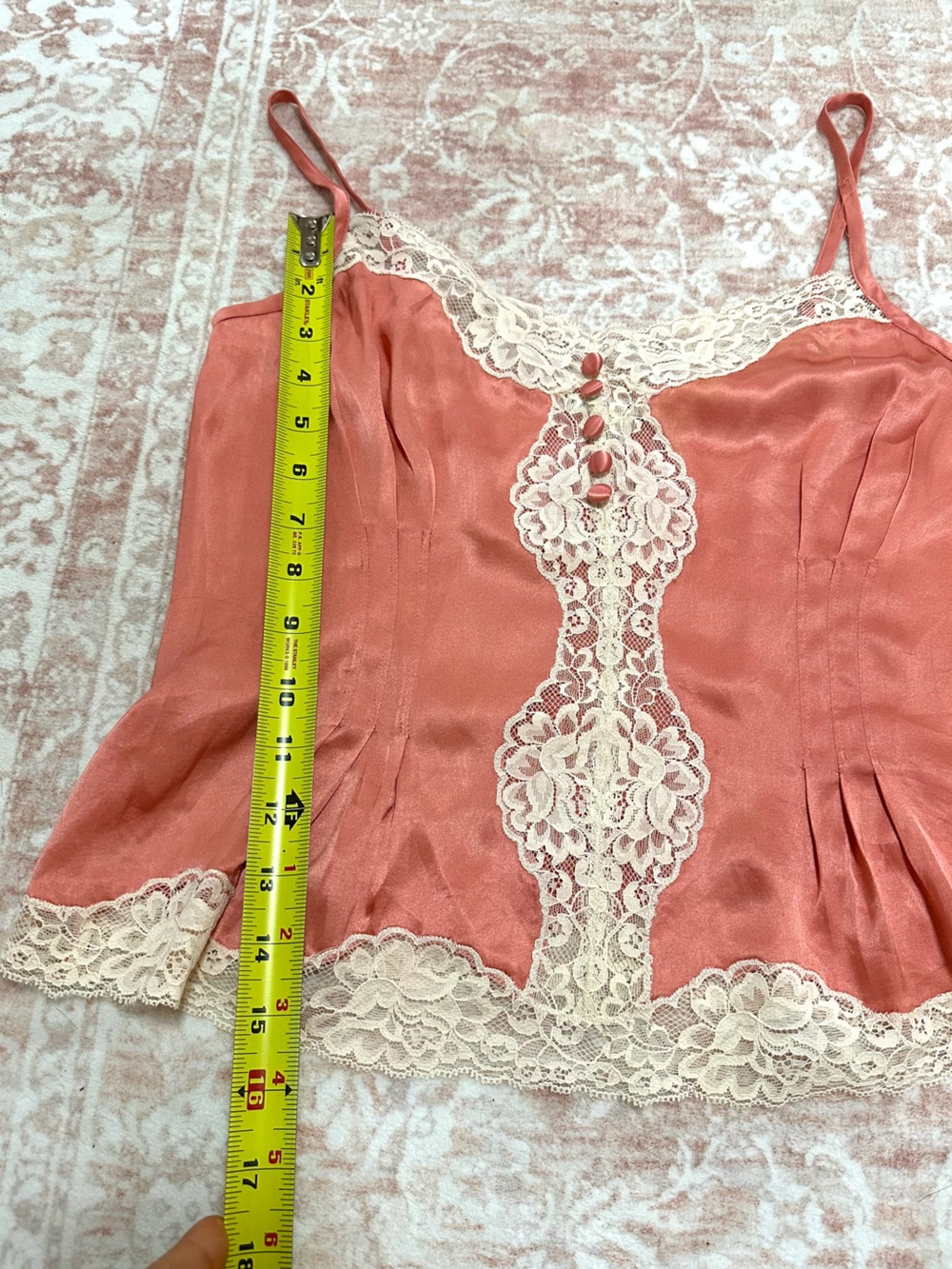 Vintage 🪷 Real Silk Banana Republic Peach Lace Tank Top - Picture 13 of 13